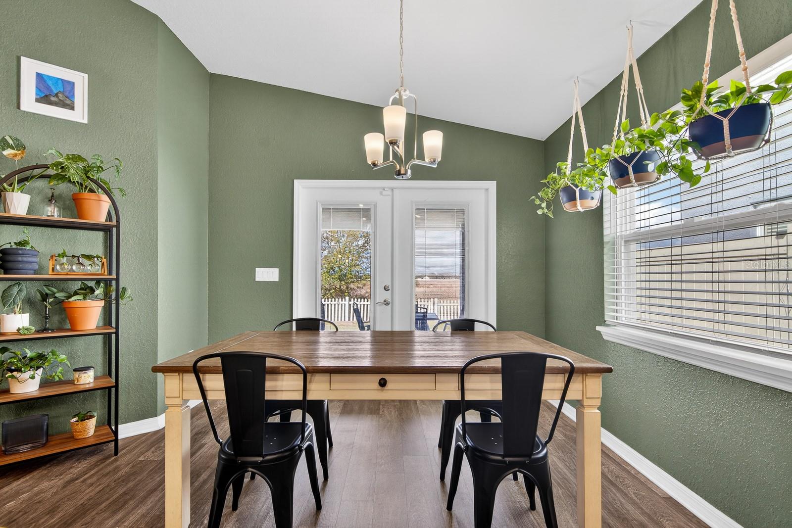 Image 19 of 58 For 11911 Stone Pine Street