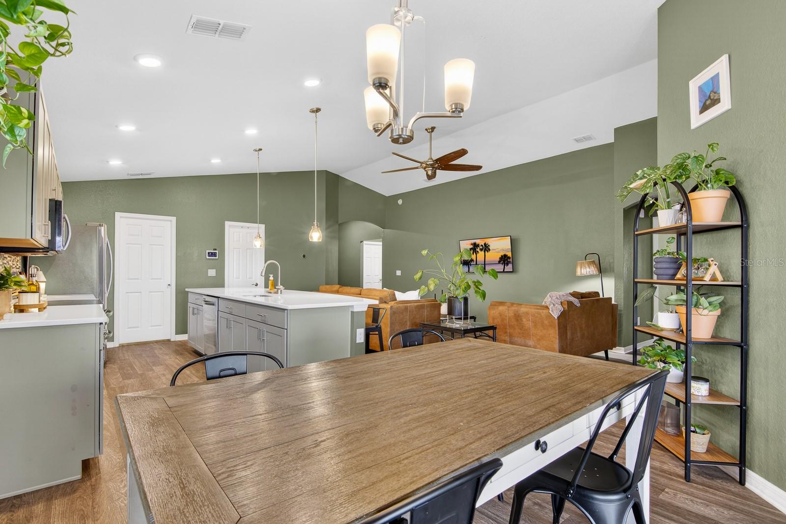 Image 21 of 58 For 11911 Stone Pine Street