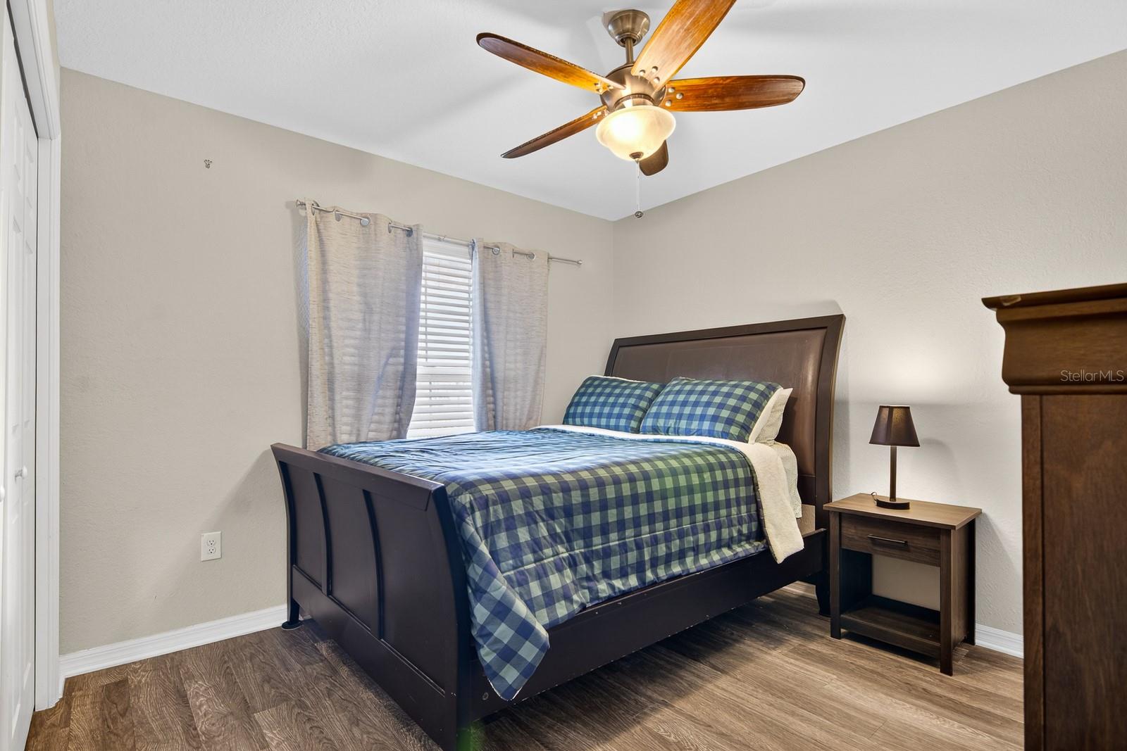 Image 32 of 58 For 11911 Stone Pine Street