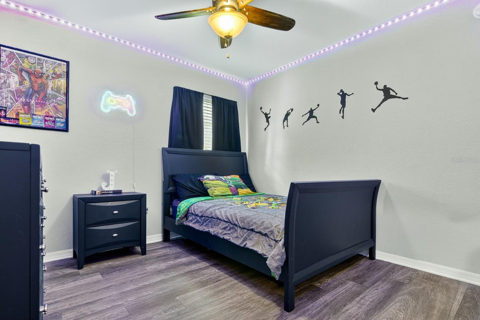 Image 33 of 58 For 11911 Stone Pine Street