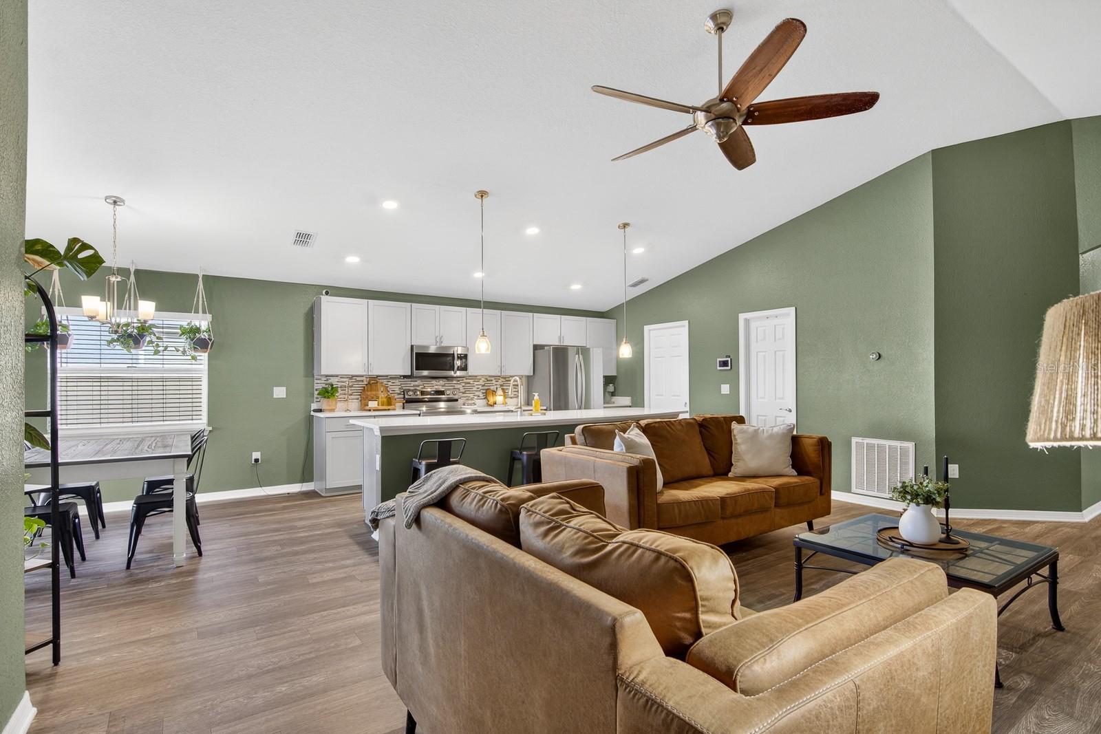 Image 9 of 58 For 11911 Stone Pine Street