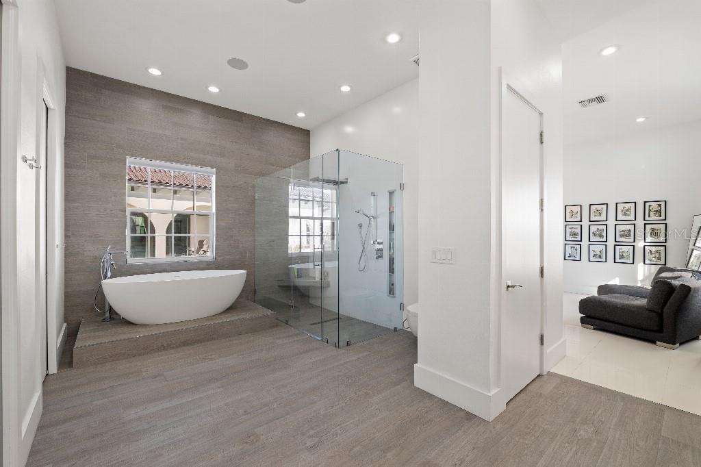 Image 30 of 50 For 19002 Deer Point Place