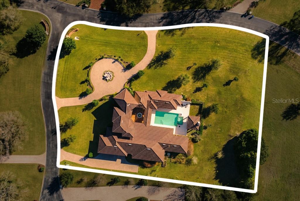 Image 5 of 50 For 19002 Deer Point Place