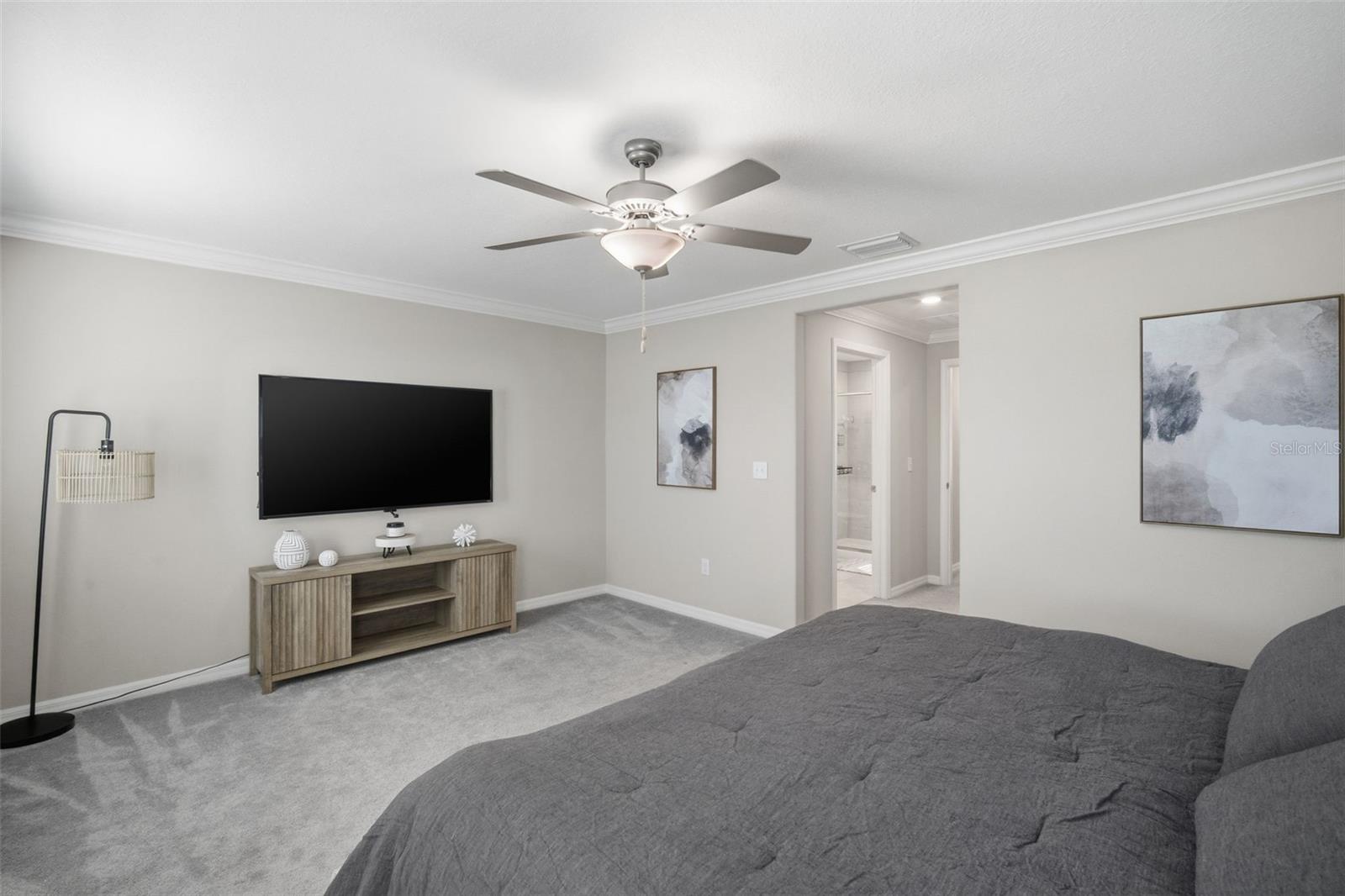 Image 15 of 41 For 1488 Cassius Street