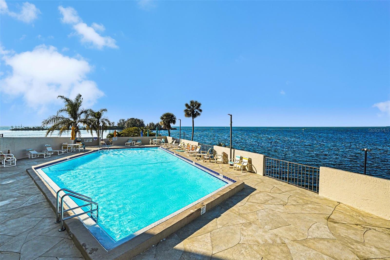 Image 11 of 14 For 6035 Sea Ranch Drive 208