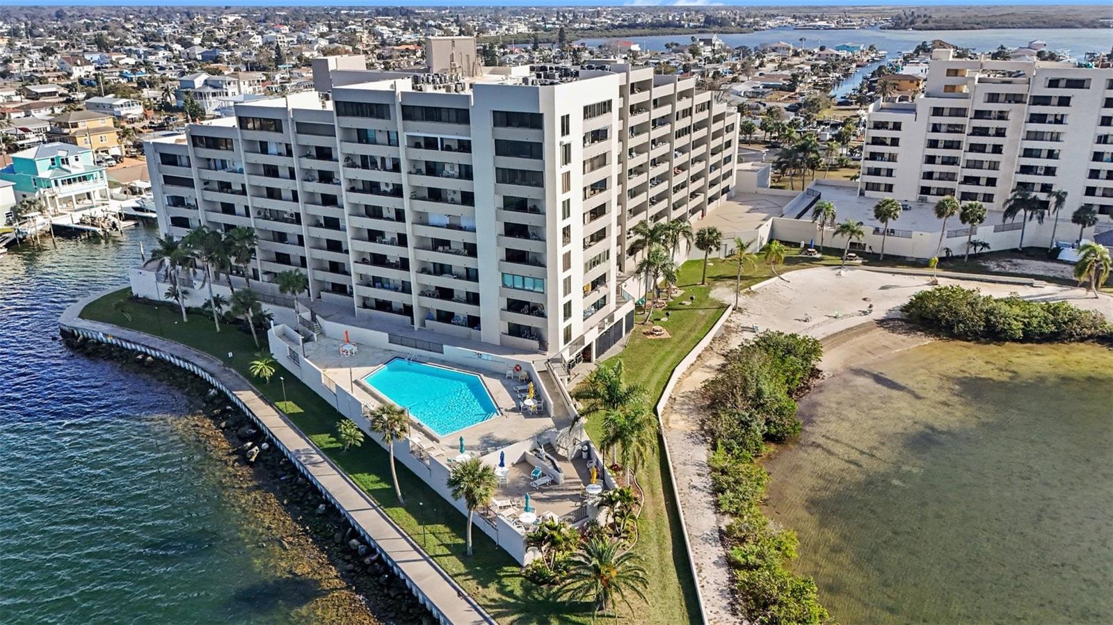 Image 6 of 14 For 6035 Sea Ranch Drive 208