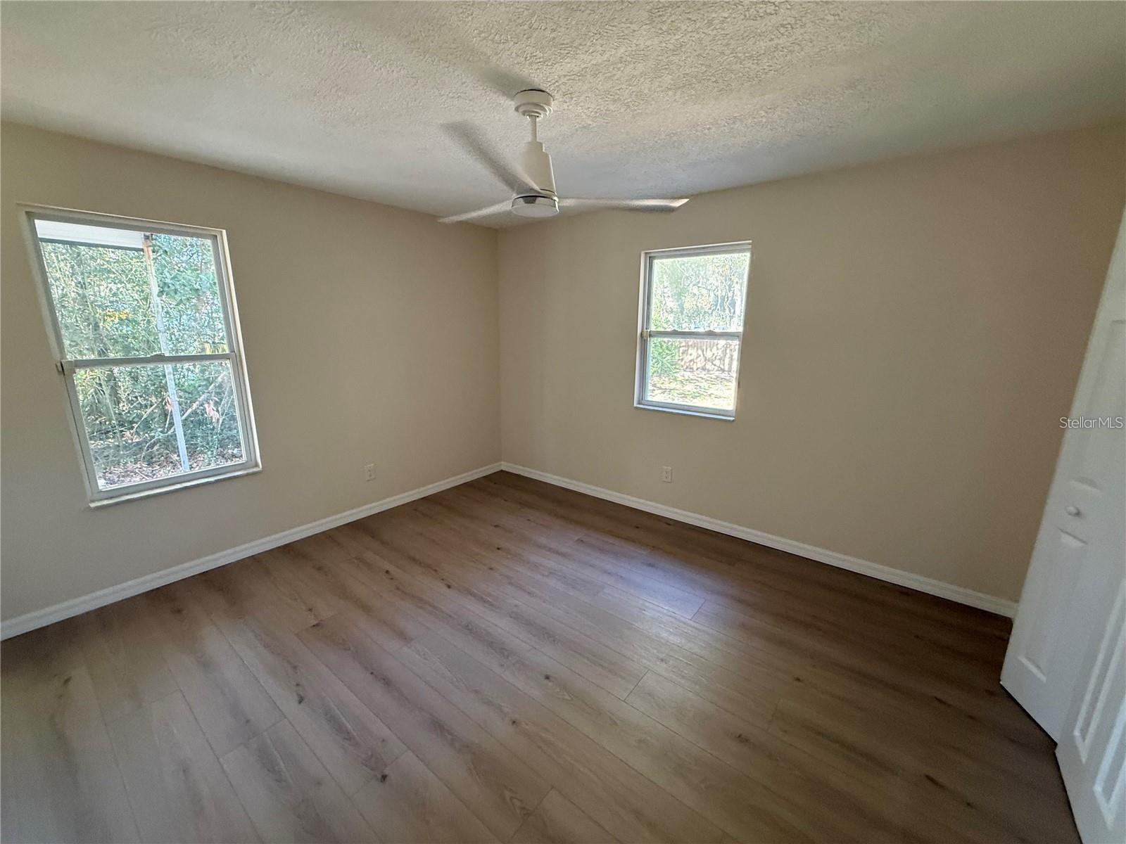 Image 24 of 39 For 920 Kings Estate Road