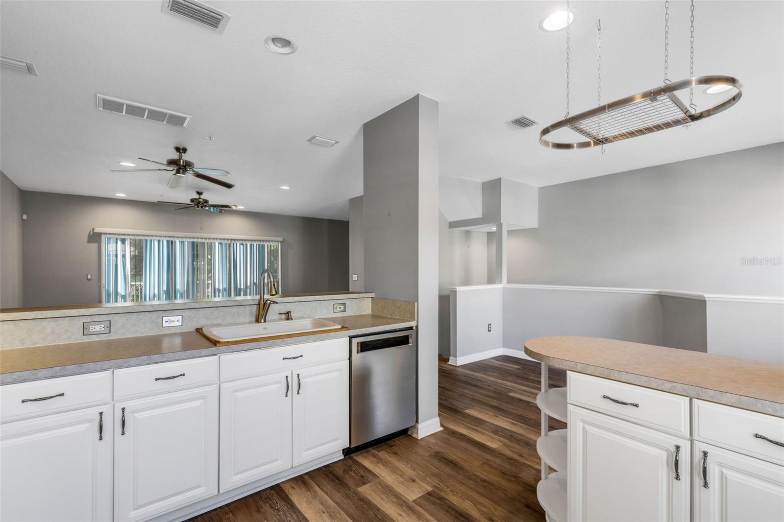 Image 11 of 69 For 3107 Oyster Bayou Way