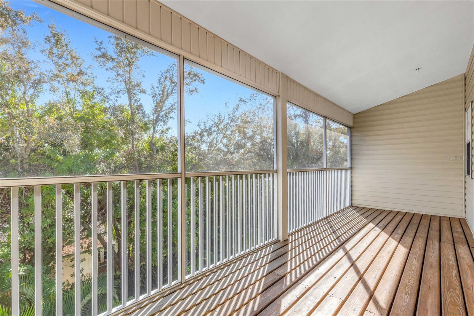 Image 44 of 69 For 3107 Oyster Bayou Way