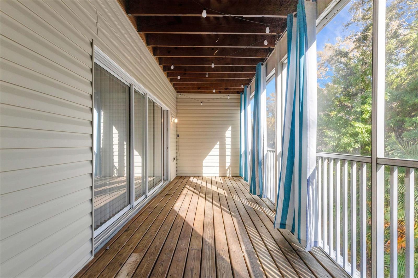 Image 47 of 69 For 3107 Oyster Bayou Way