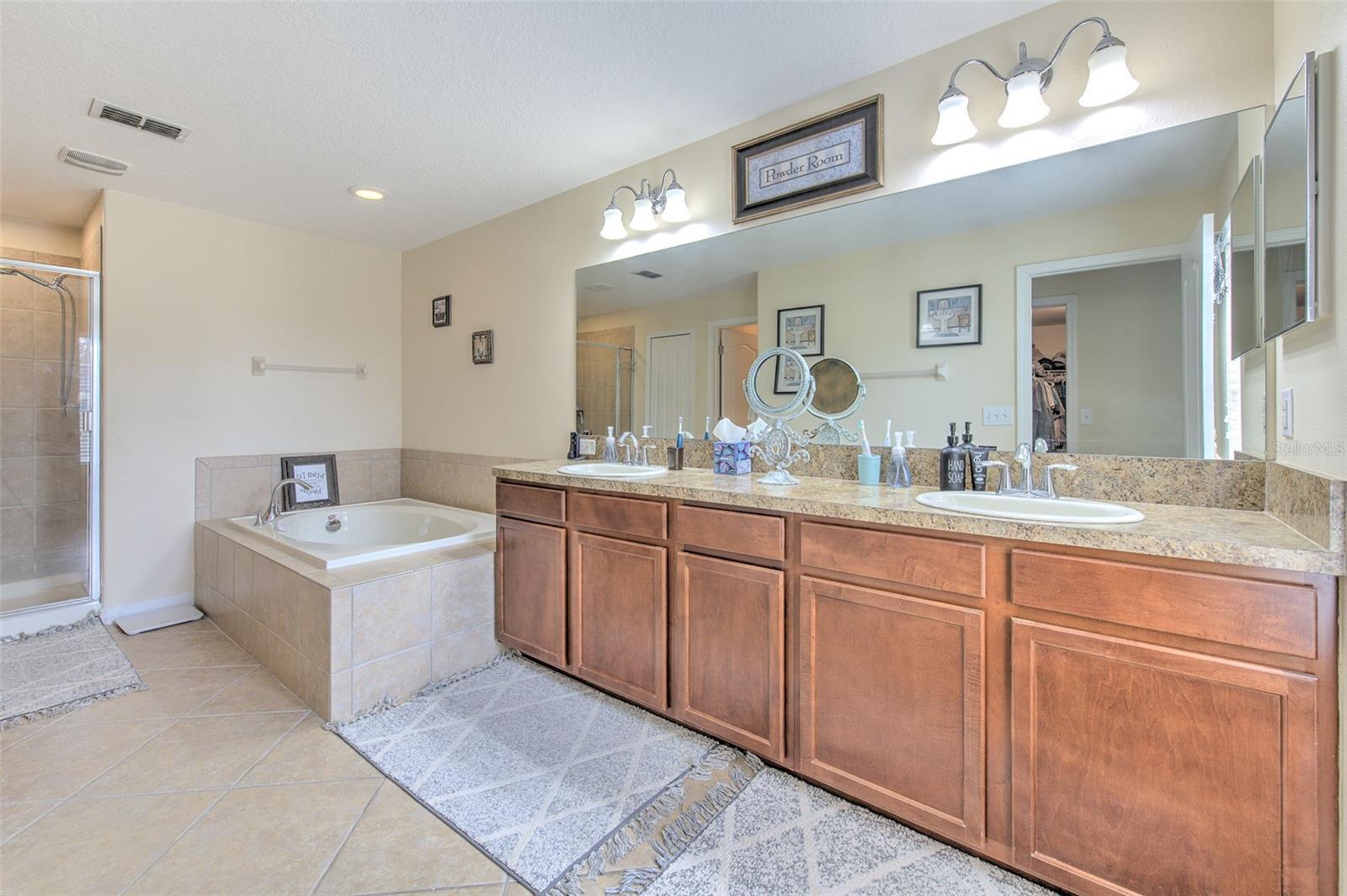 Image 37 of 49 For 20223 Indian Rosewood Drive