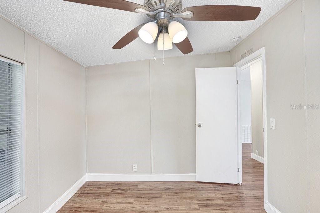 Image 23 of 42 For 3635 Valley Farm Road