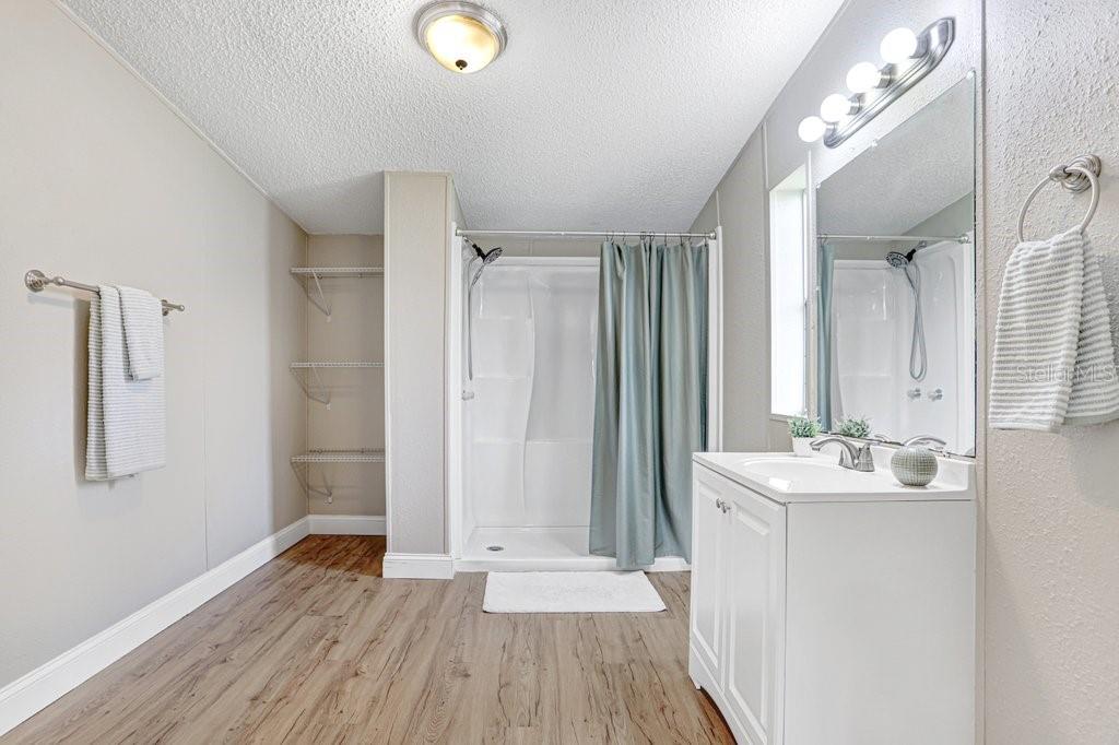 Image 5 of 42 For 3635 Valley Farm Road