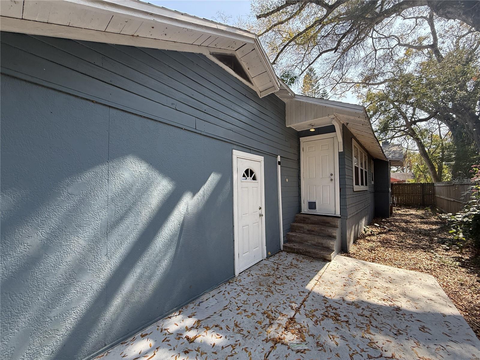 Image 21 of 23 For 2221 23rd Avenue S