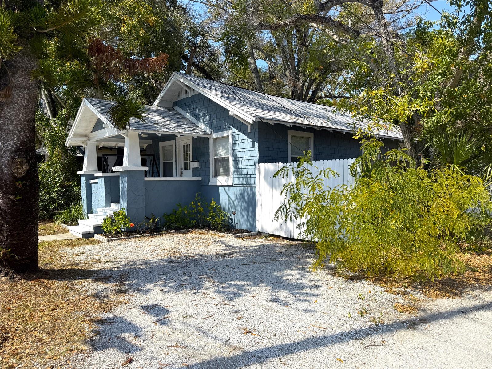 Image 22 of 23 For 2221 23rd Avenue S