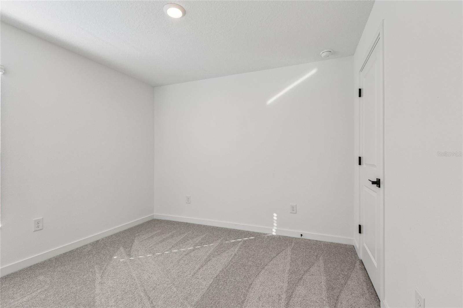 Image 5 of 7 For 5255 Cap Road