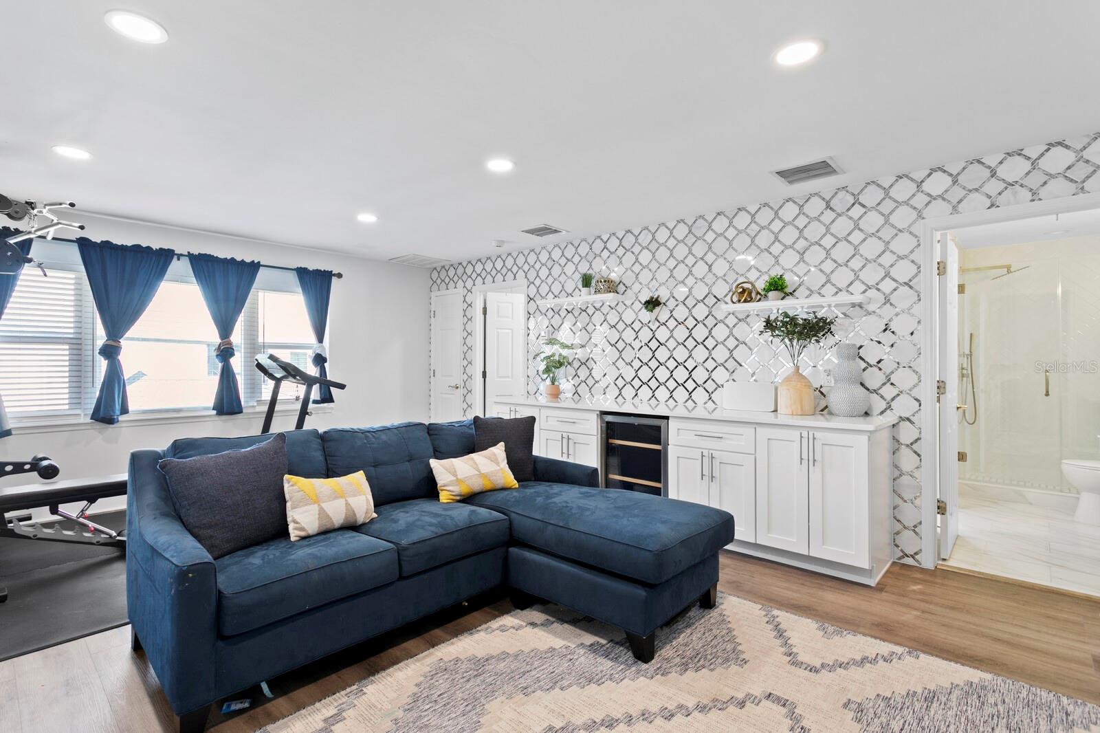 Image 42 of 63 For 3915 Snapper Pointe Drive