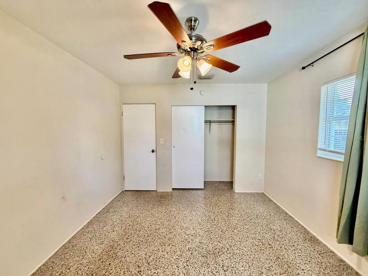 Image 14 of 21 For 257 38th Avenue Se