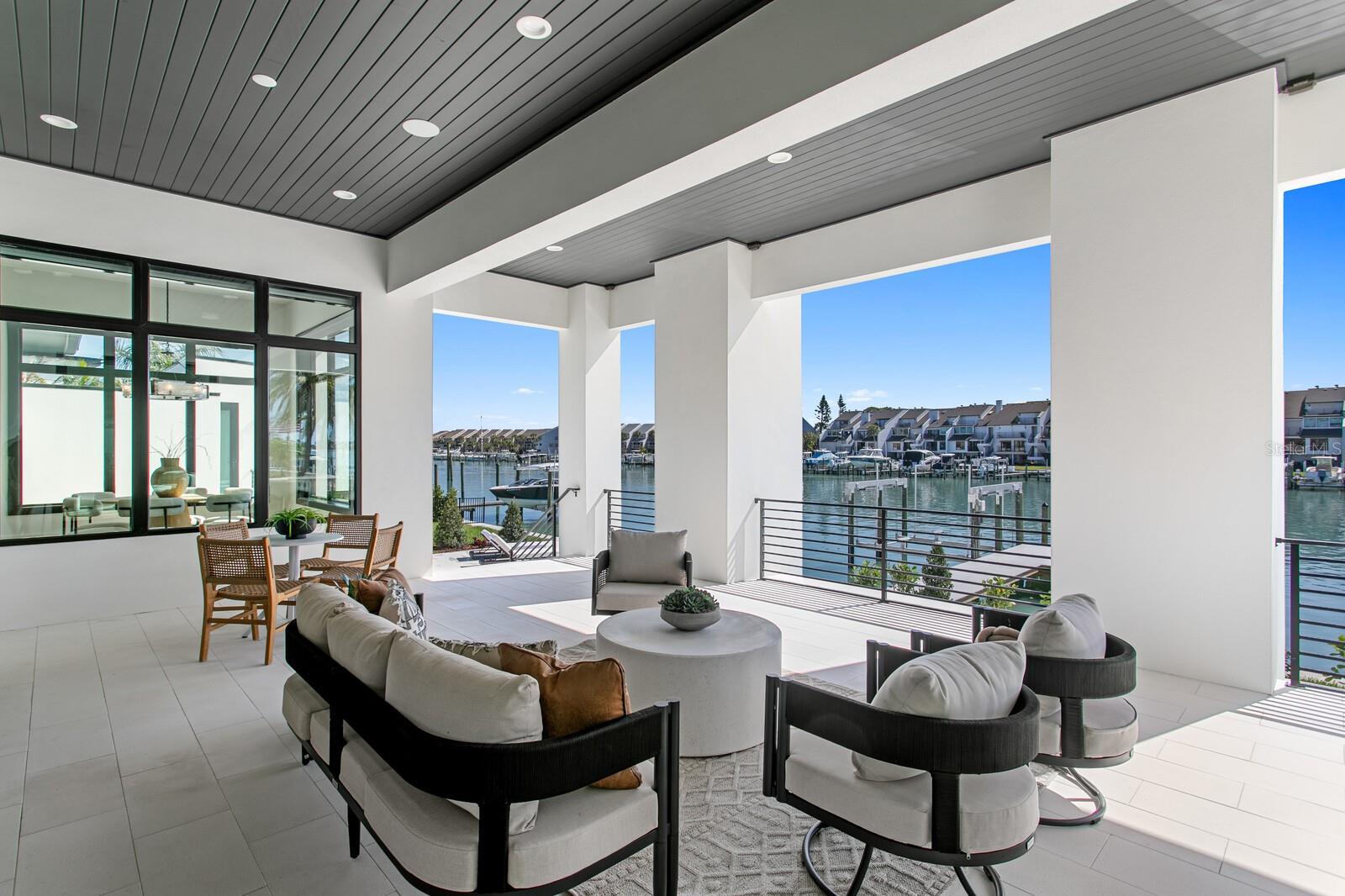 Image 16 of 62 For 500 Barcelona Drive