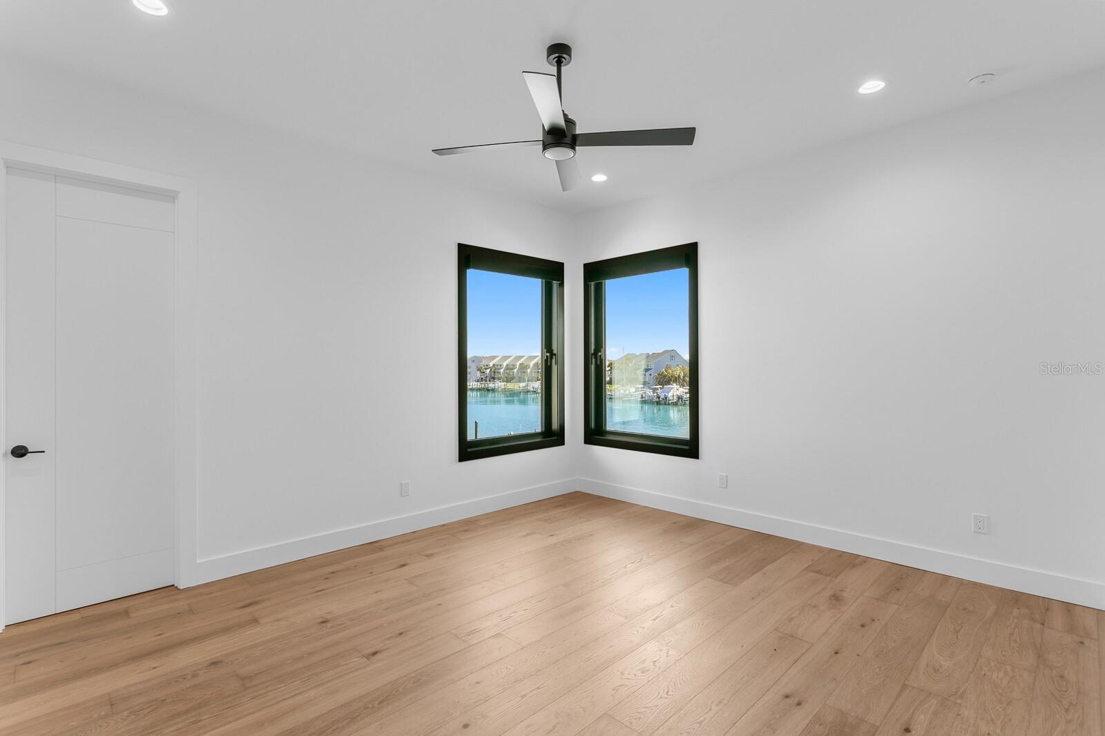 Image 43 of 62 For 500 Barcelona Drive