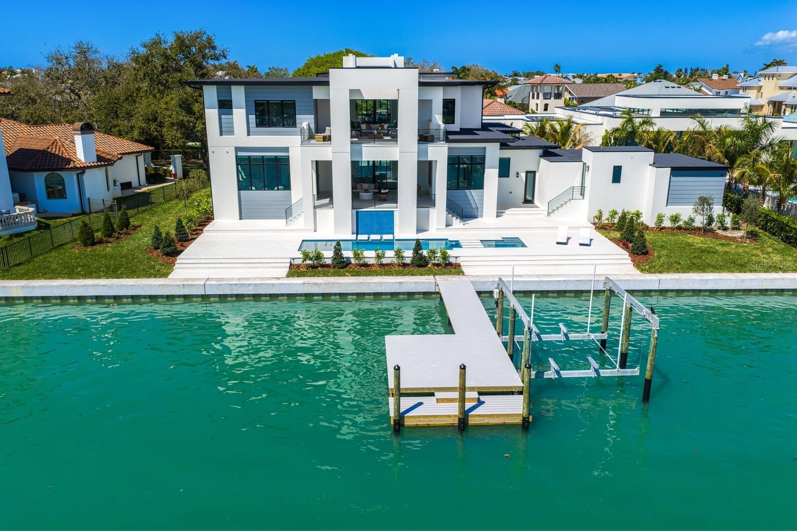 Image 48 of 62 For 500 Barcelona Drive