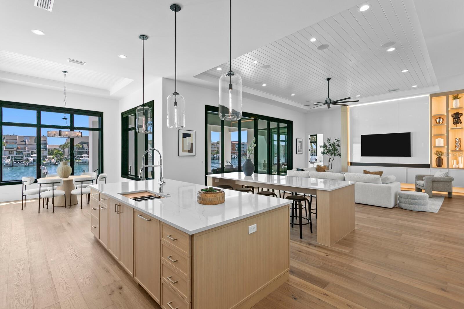 Image 5 of 62 For 500 Barcelona Drive