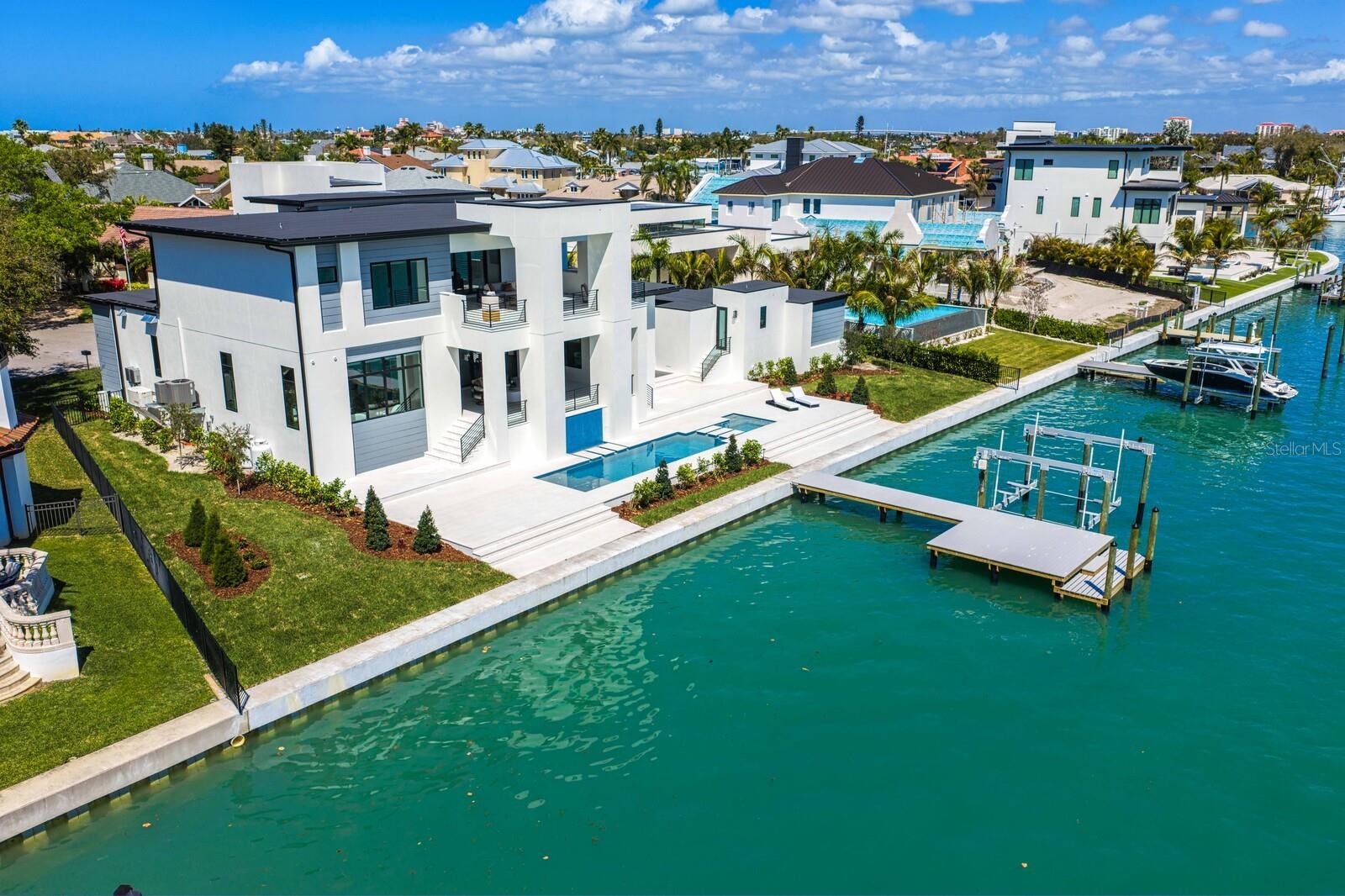 Image 54 of 62 For 500 Barcelona Drive