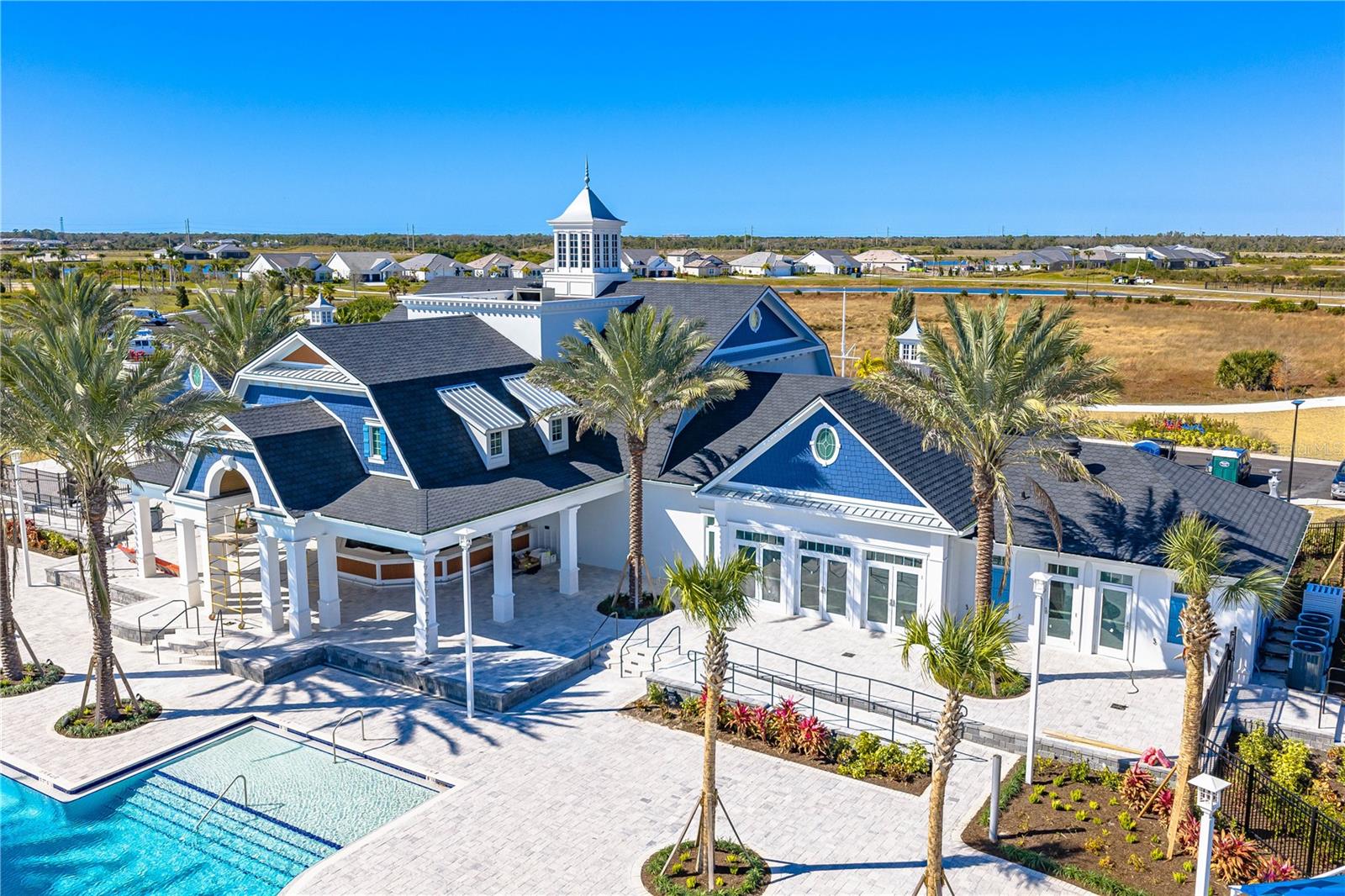 Image 45 of 51 For 12834 Jade Empress Loop 202