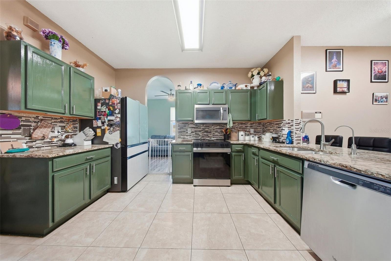 Image 15 of 63 For 18212 Brookpark Drive