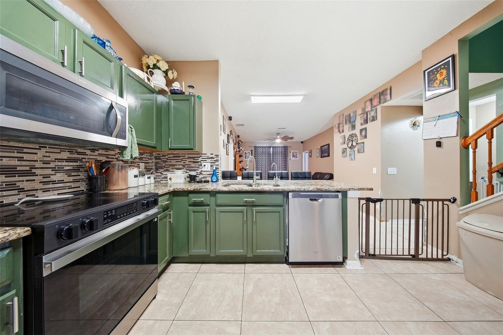 Image 16 of 63 For 18212 Brookpark Drive