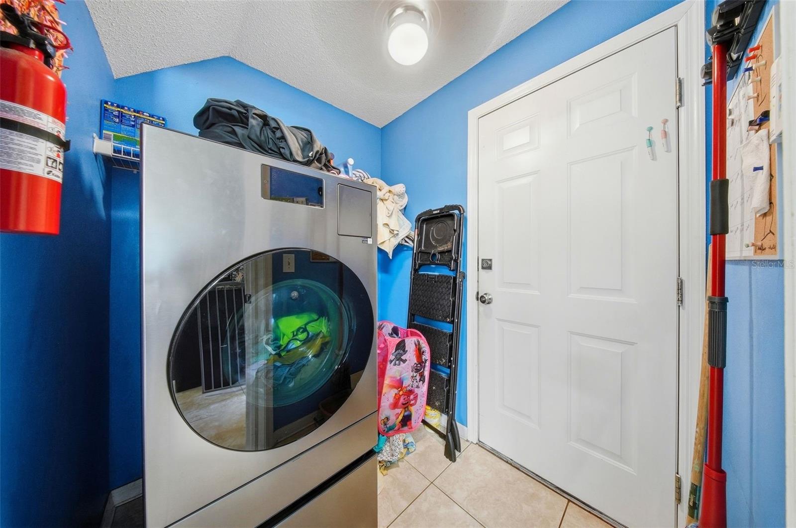 Image 18 of 63 For 18212 Brookpark Drive