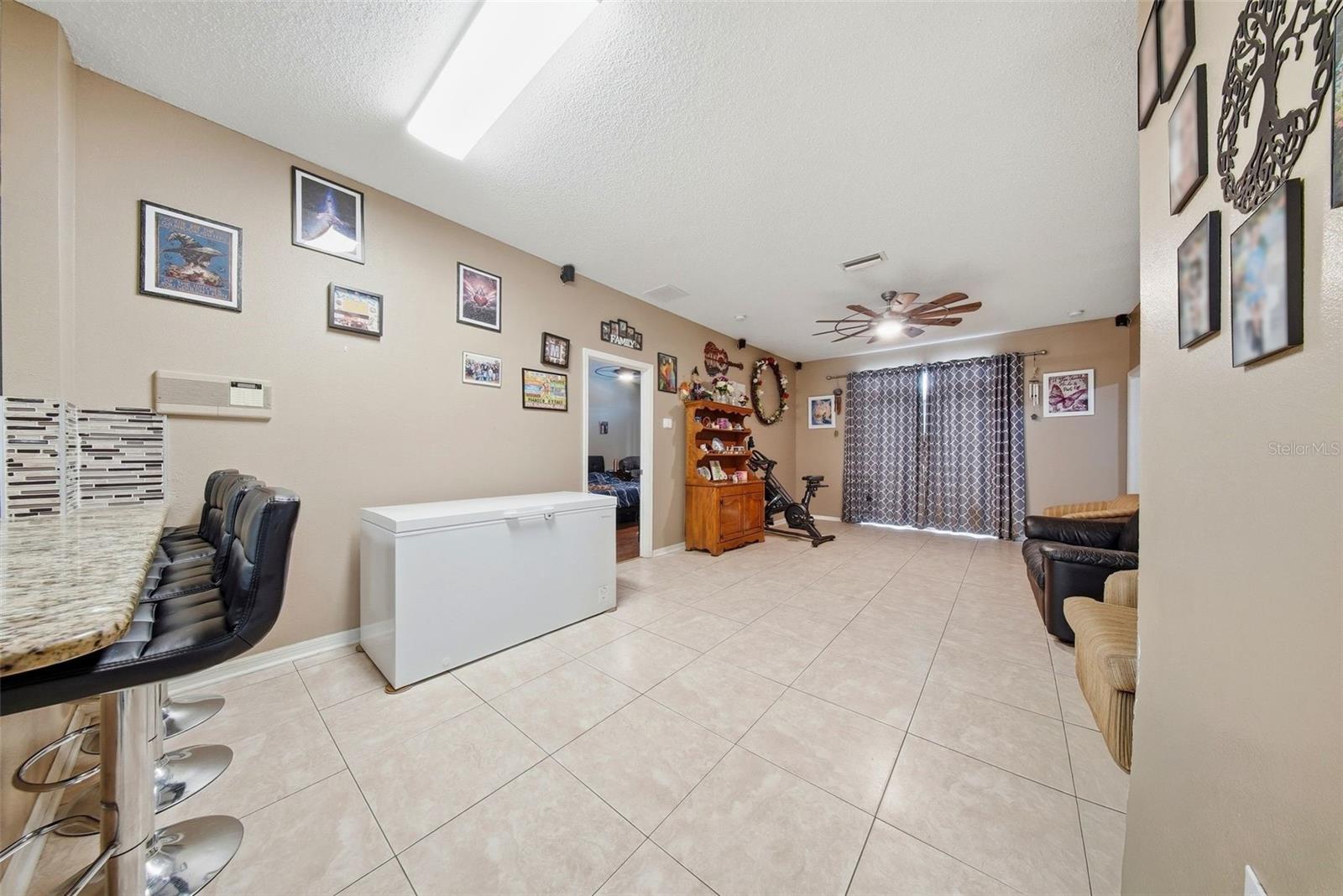 Image 21 of 63 For 18212 Brookpark Drive