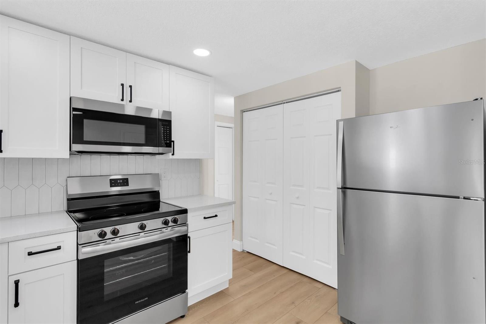 Image 8 of 31 For 4652 Kennedy Drive