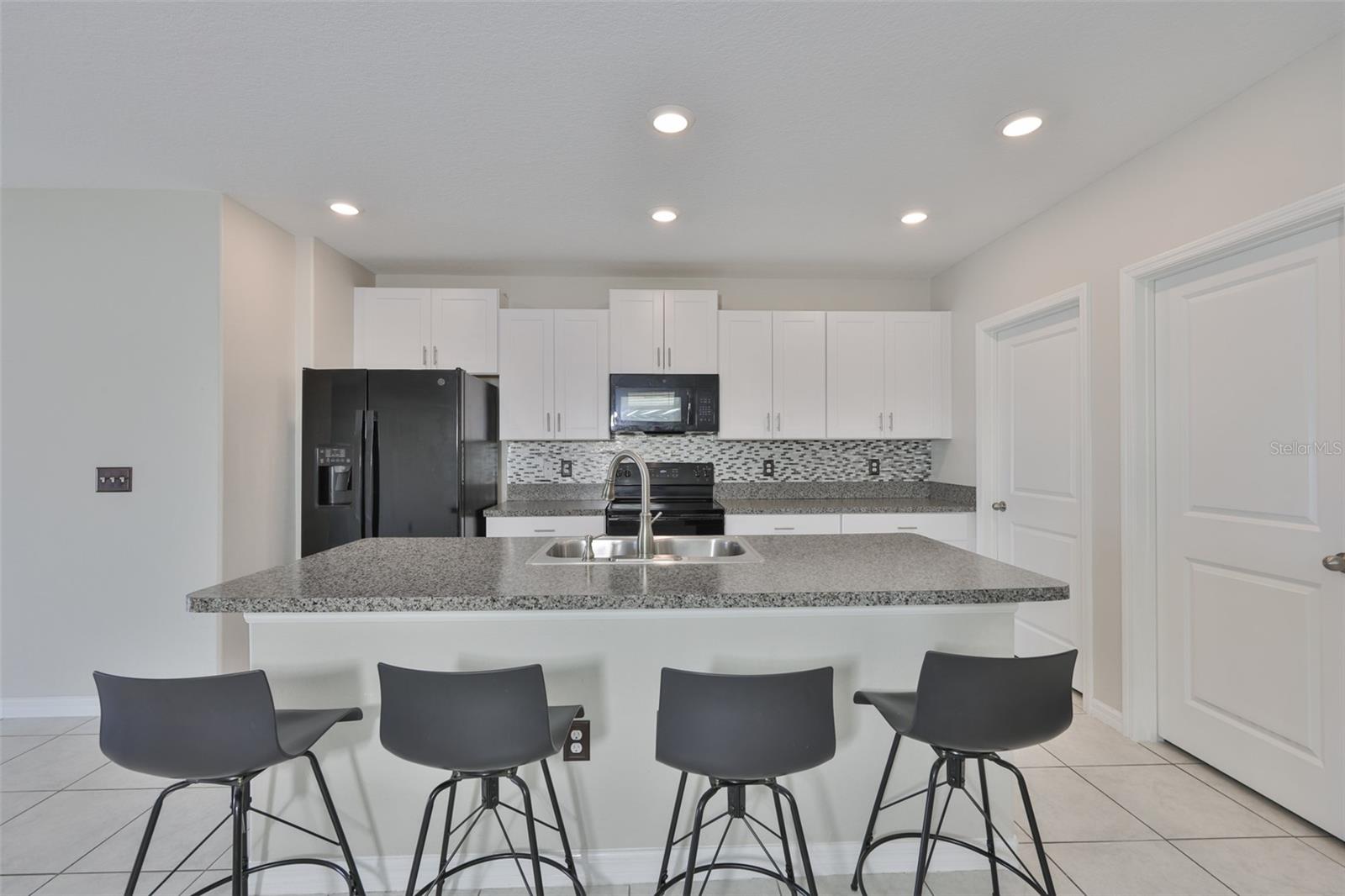 Image 11 of 53 For 797 Olive Conch Street