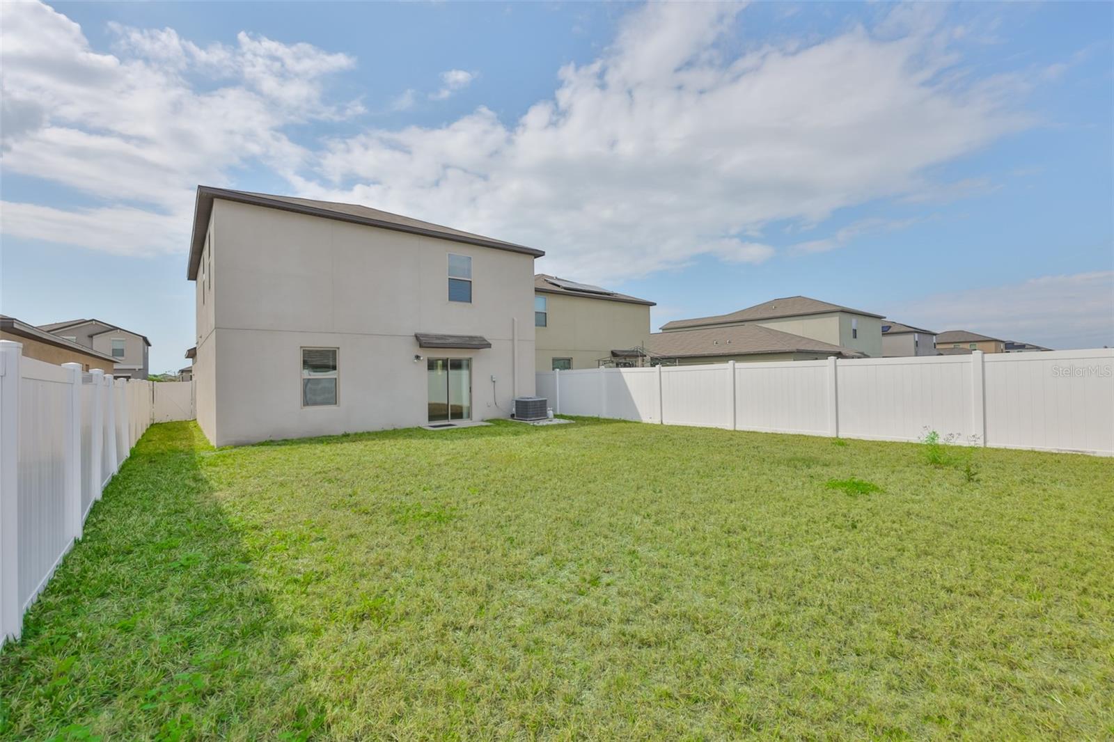 Image 41 of 53 For 797 Olive Conch Street