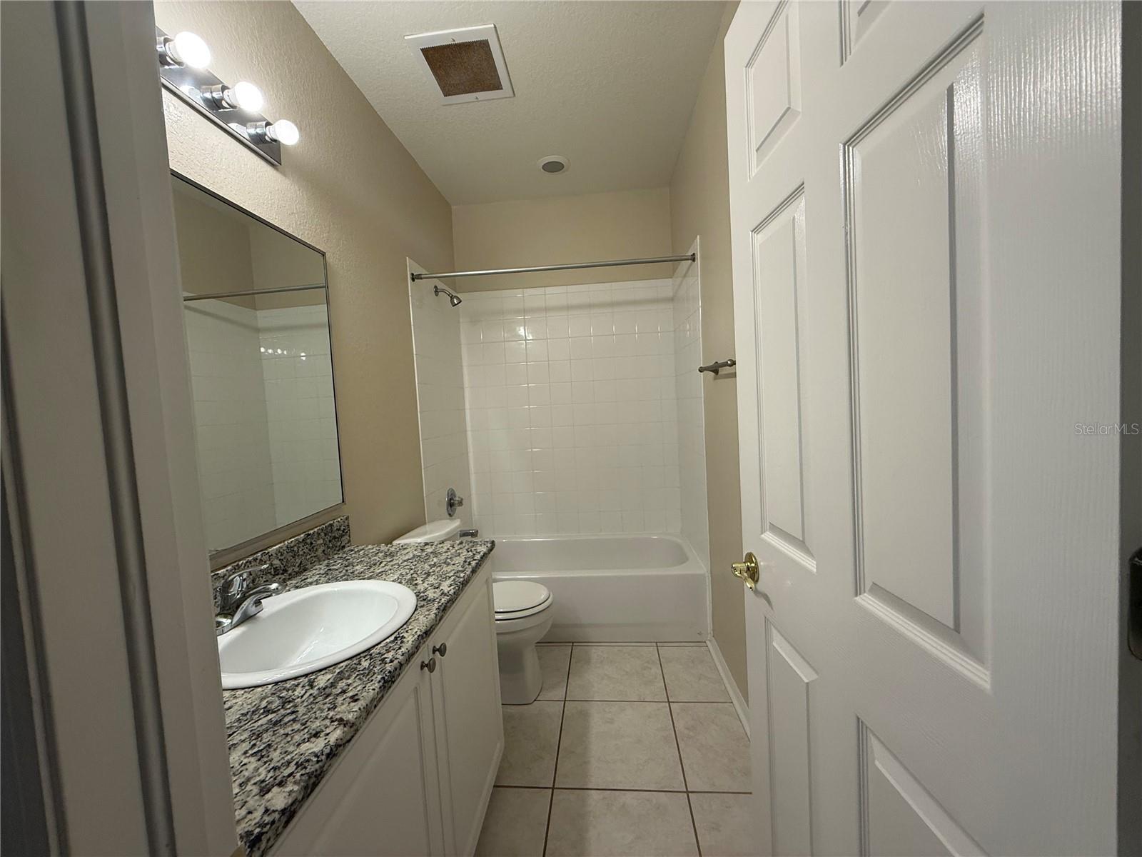 Image 6 of 12 For 2002 5th Avenue 302