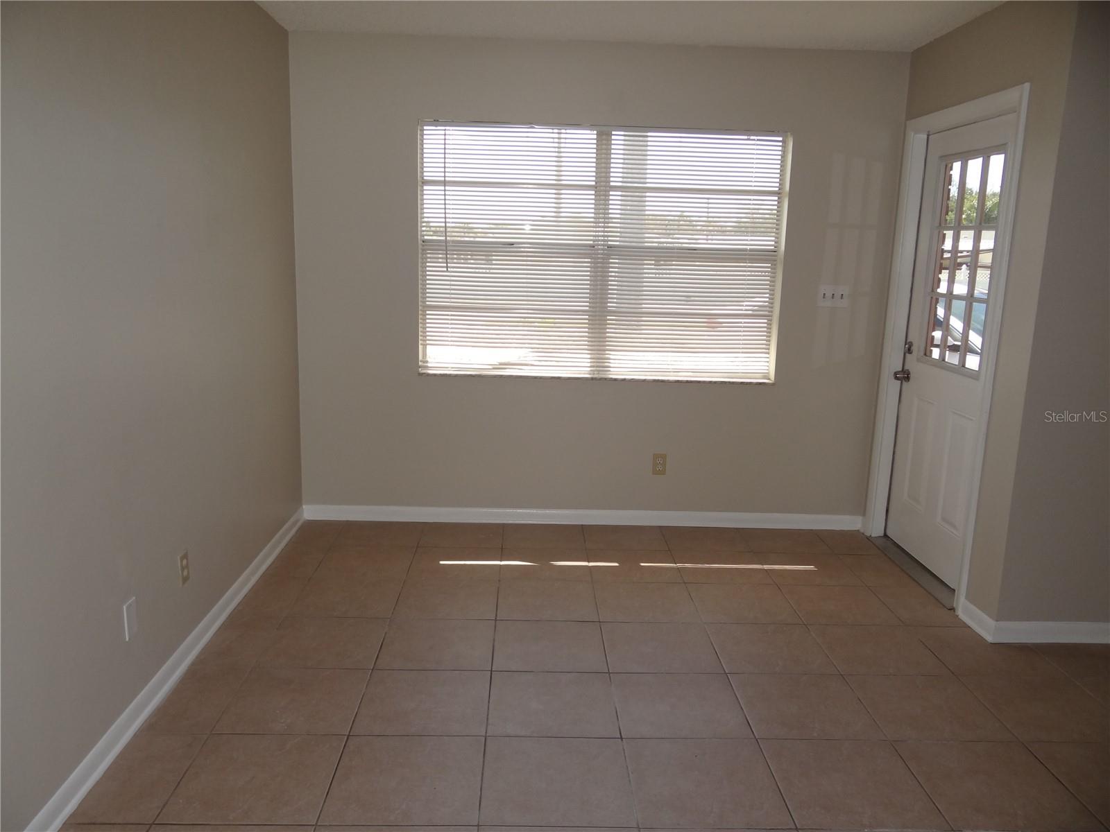 Image 6 of 22 For 11017 126th Avenue