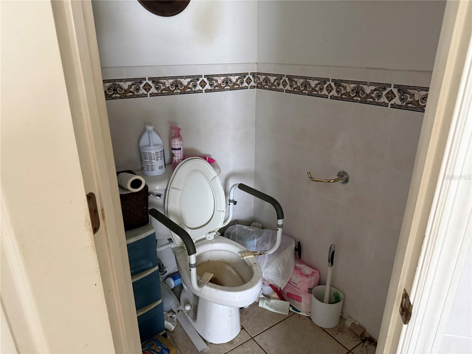 Image 7 of 56 For 18 Webelo Place