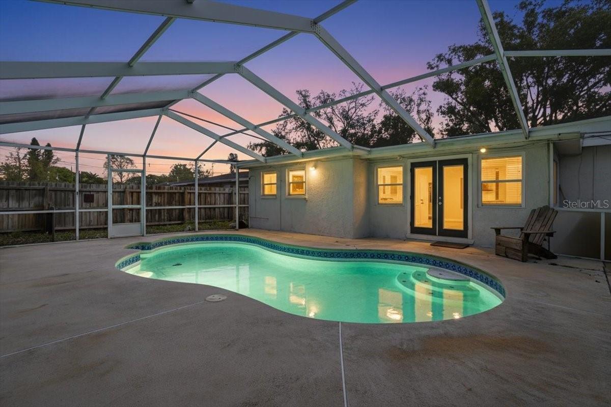 Details for 5897 5th Street S, ST PETERSBURG, FL 33705