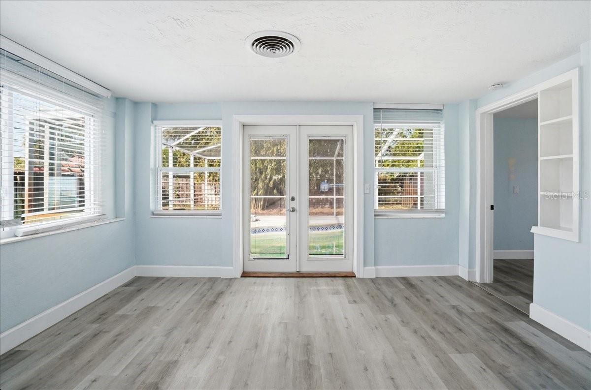 Image 7 of 24 For 5897 5th Street S