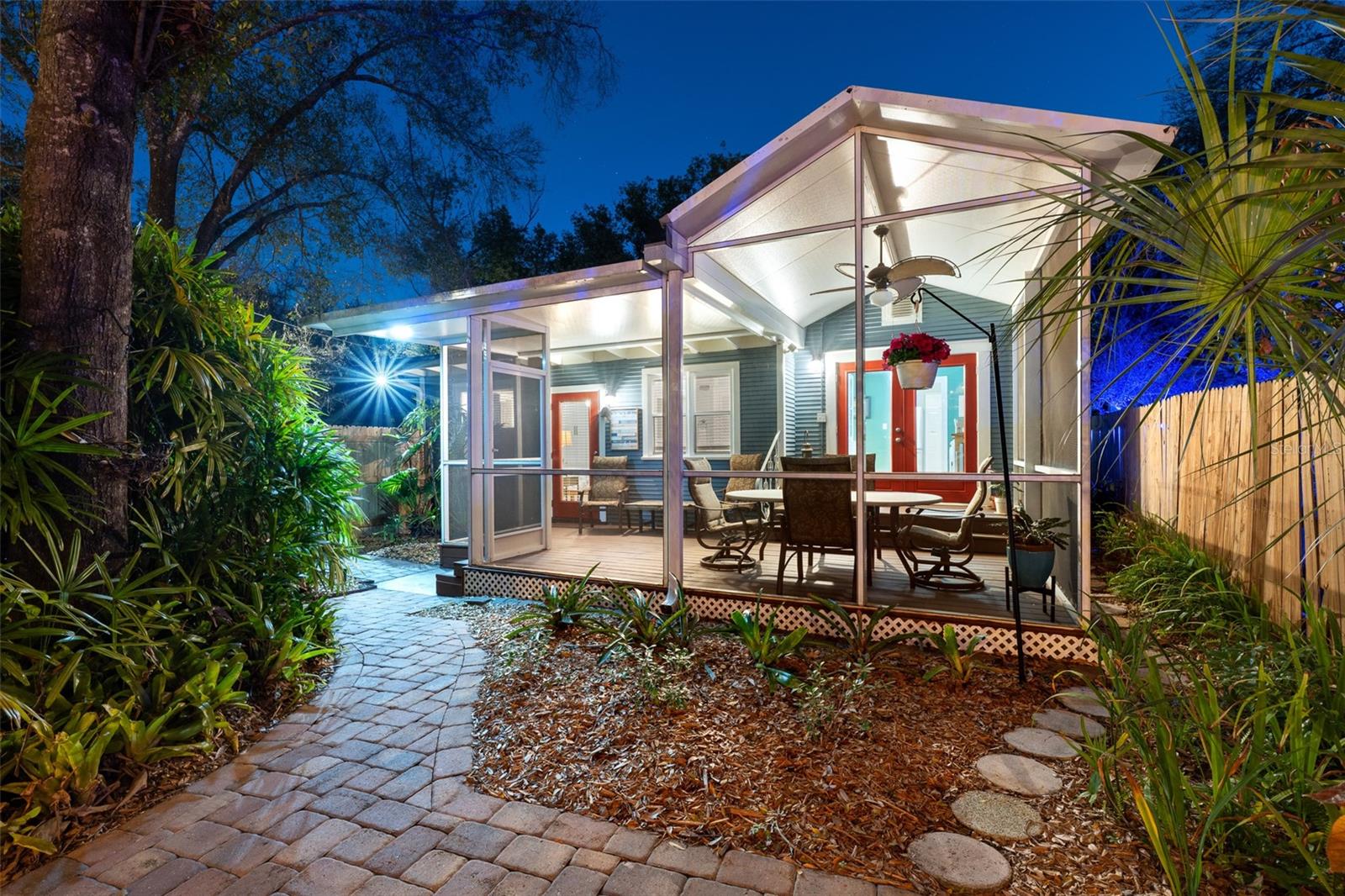 Image 35 of 40 For 201 Thomas Street