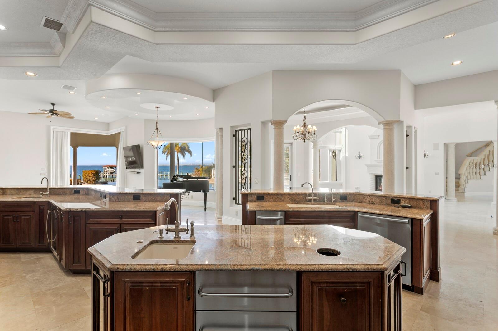 Image 13 of 50 For 6528 Surfside Boulevard