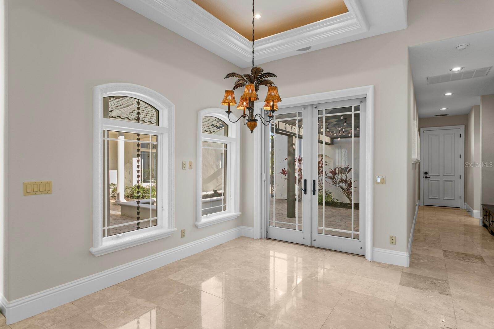 Image 15 of 50 For 6528 Surfside Boulevard