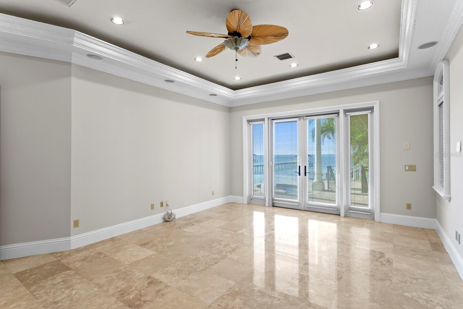 Image 24 of 50 For 6528 Surfside Boulevard