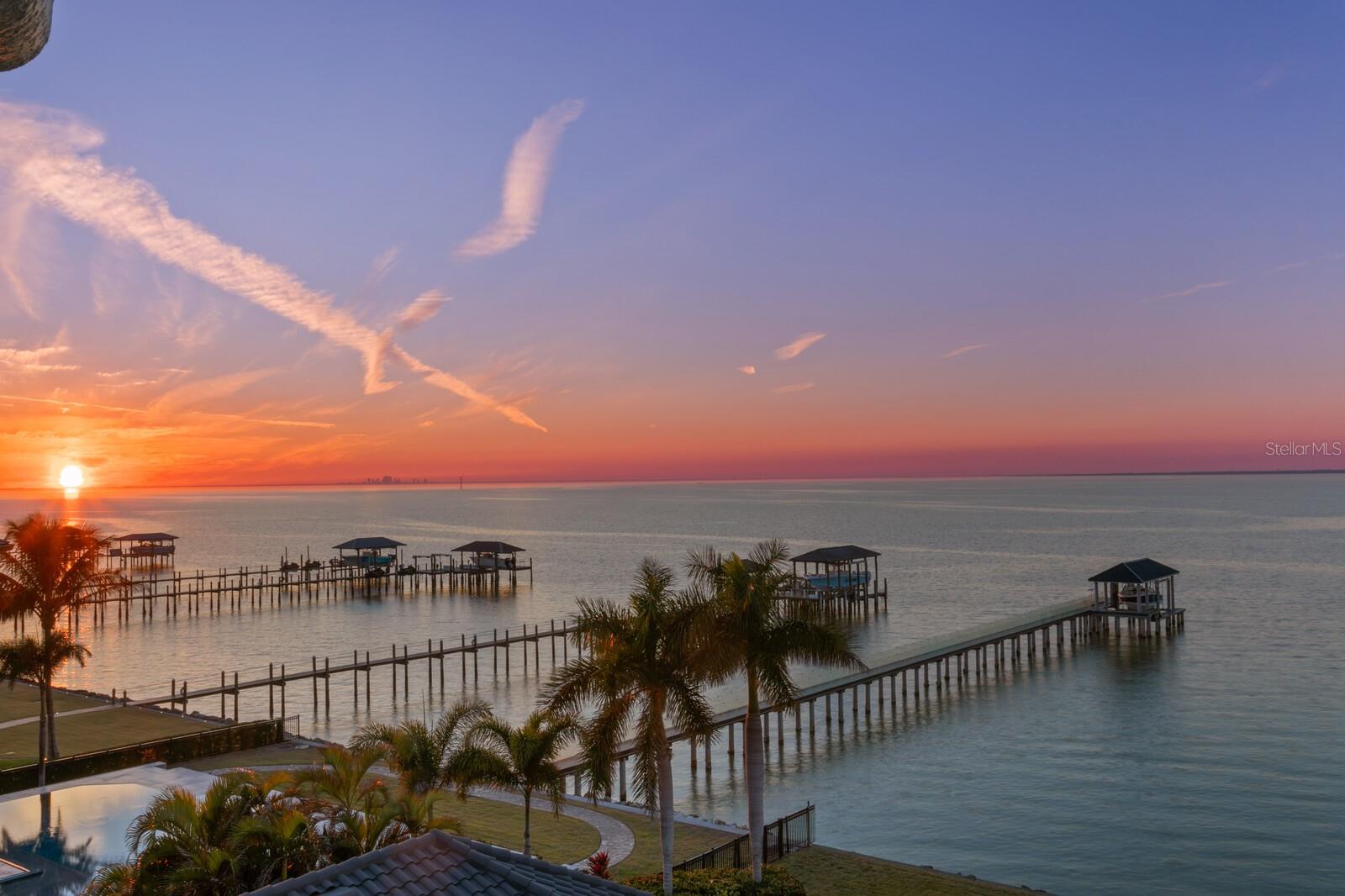 Image 39 of 50 For 6528 Surfside Boulevard