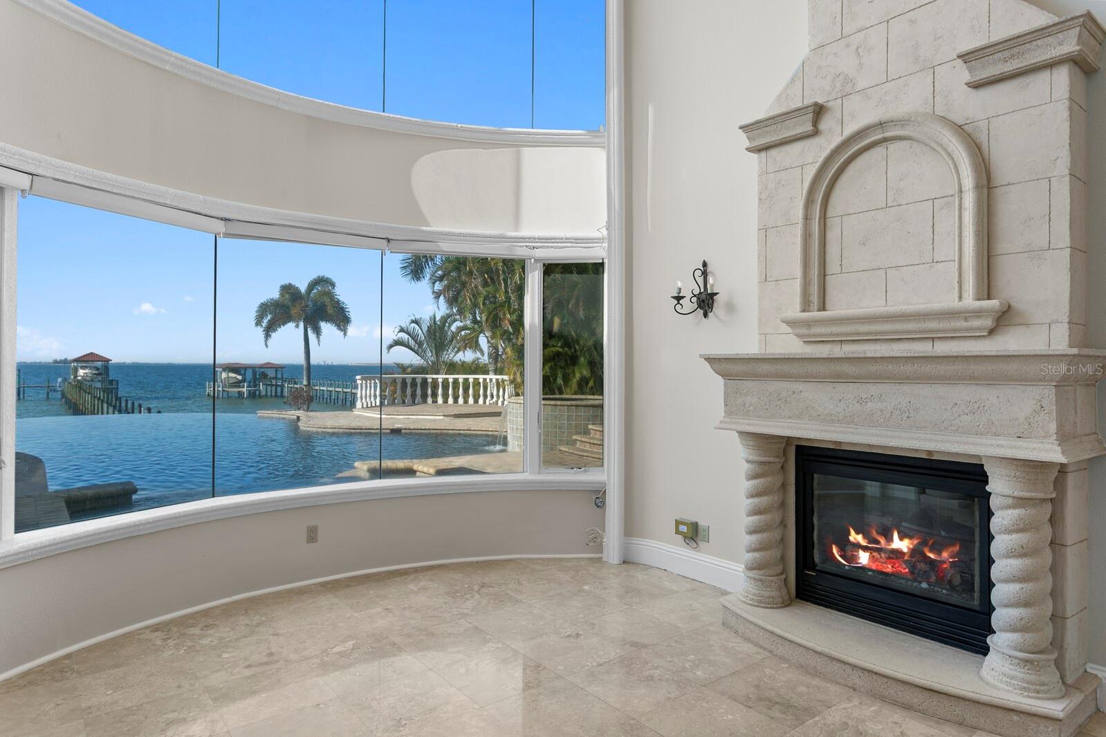 Image 6 of 50 For 6528 Surfside Boulevard