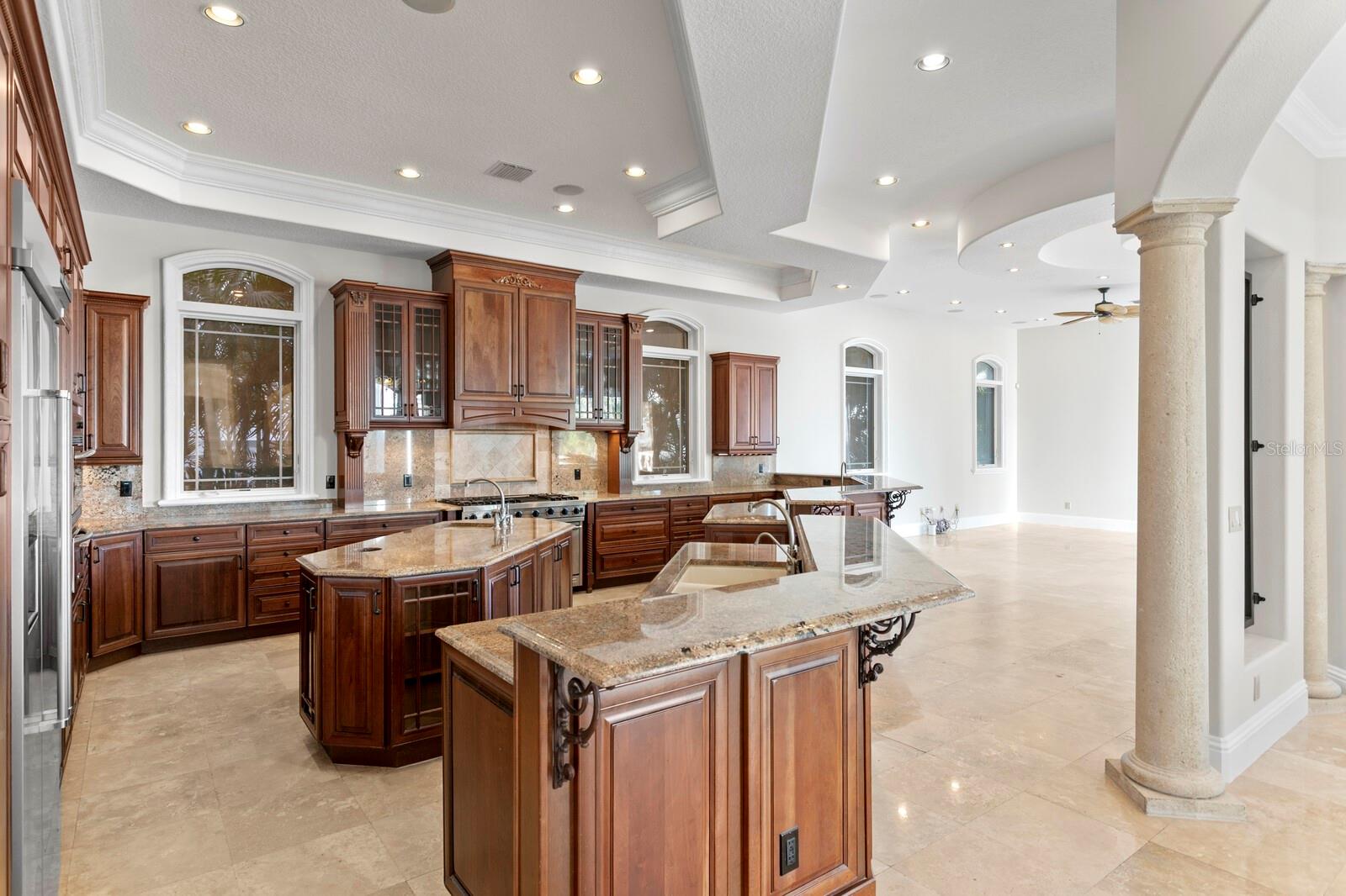 Image 8 of 50 For 6528 Surfside Boulevard