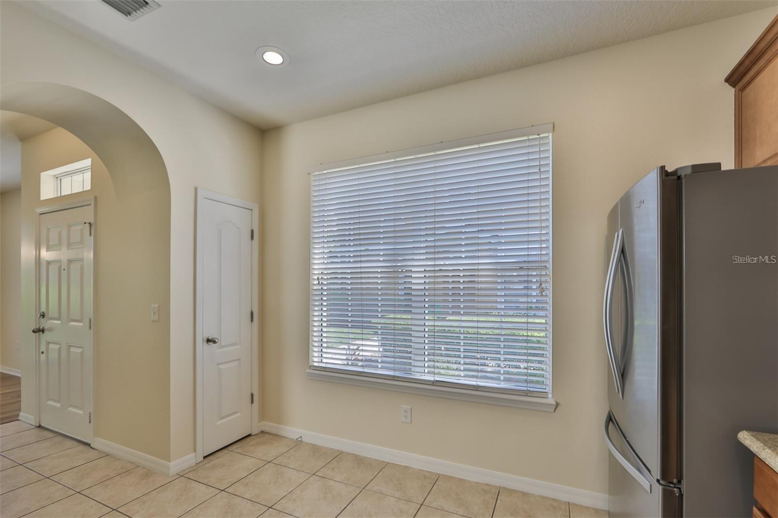 Image 12 of 36 For 7001 Interbay Boulevard 116