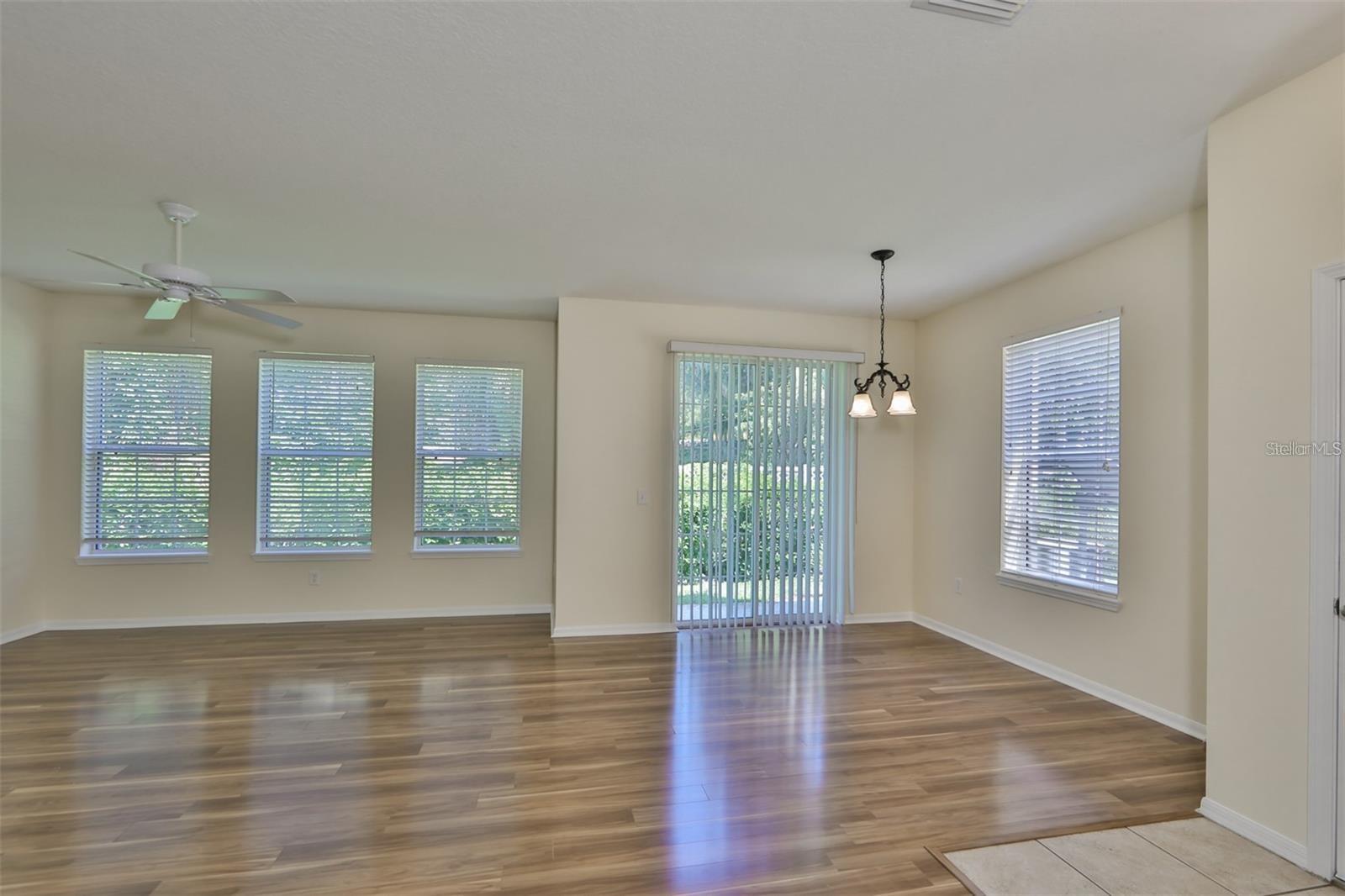 Image 15 of 36 For 7001 Interbay Boulevard 116