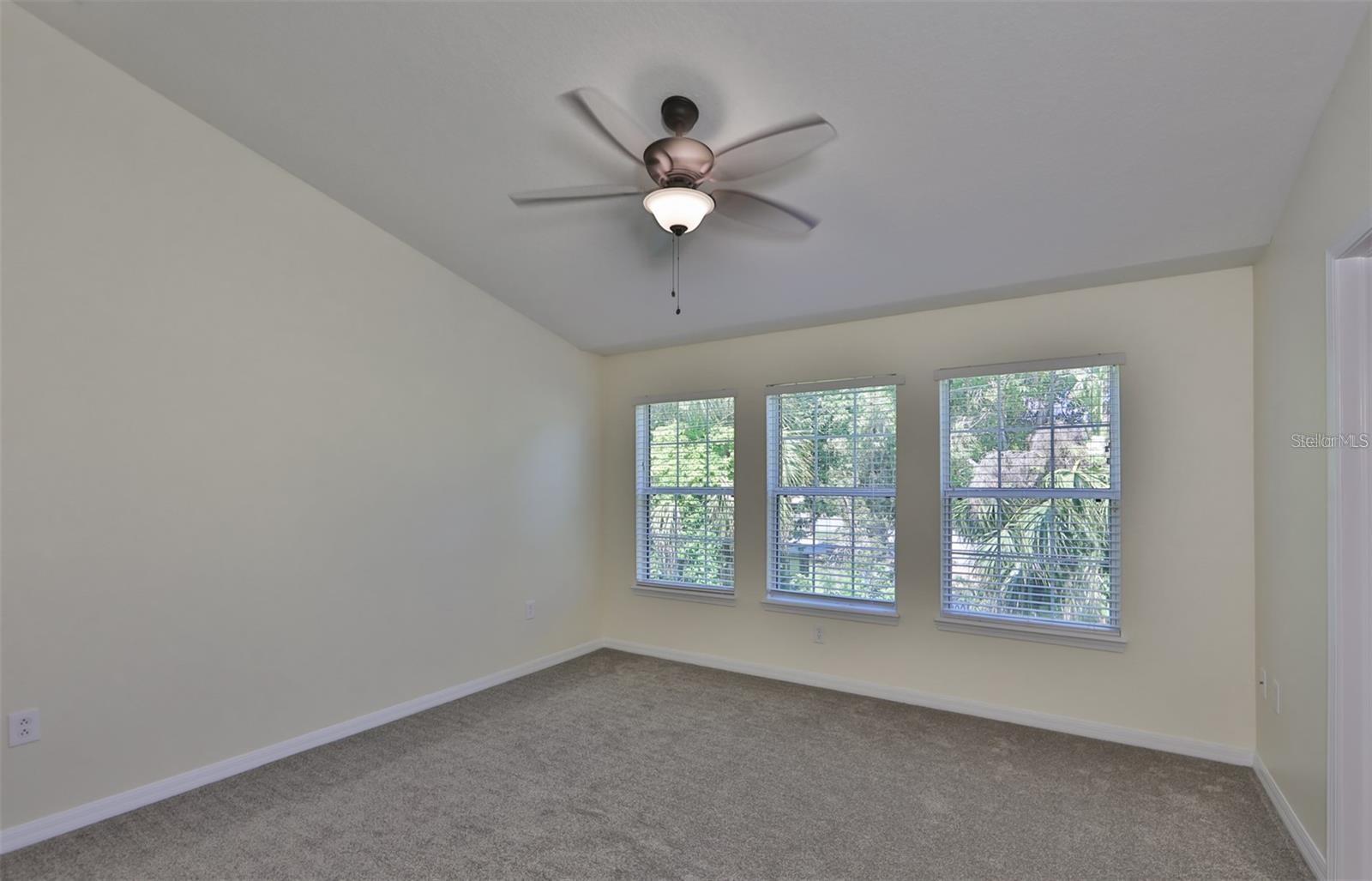 Image 25 of 36 For 7001 Interbay Boulevard 116